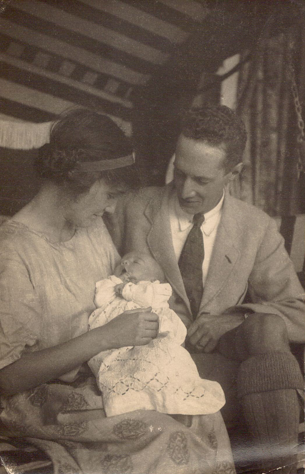 1924 Xmas Machakos first photo Parents & Monica